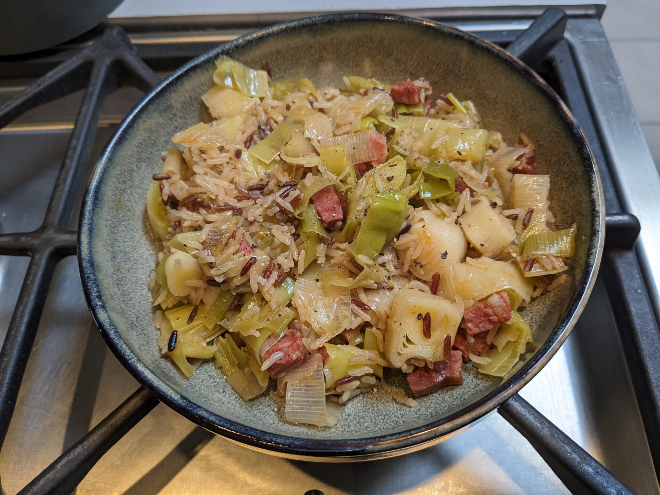 Riz pilaf aux poireaux et chorizo