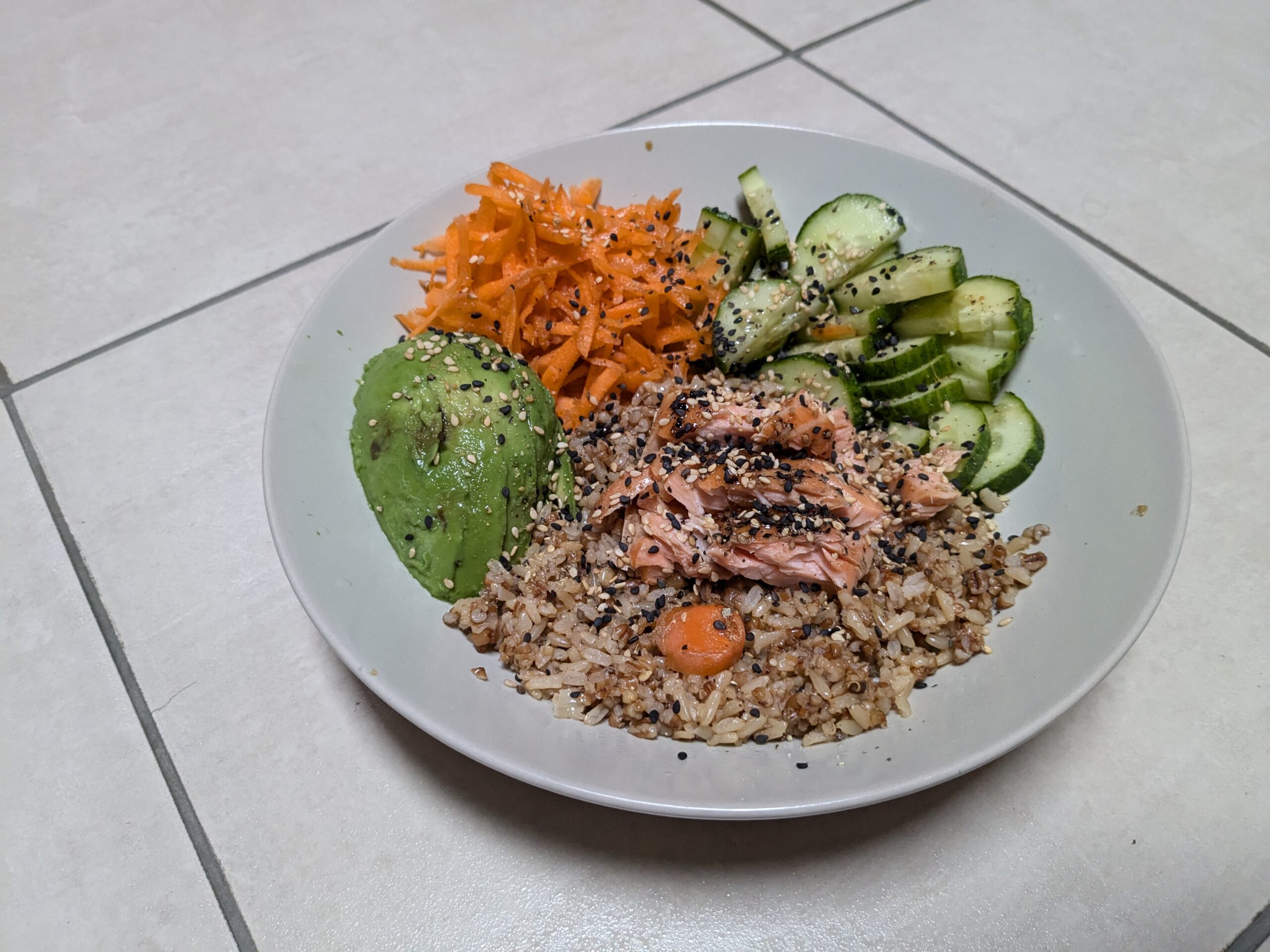 Bowl de riz au saumon fumé